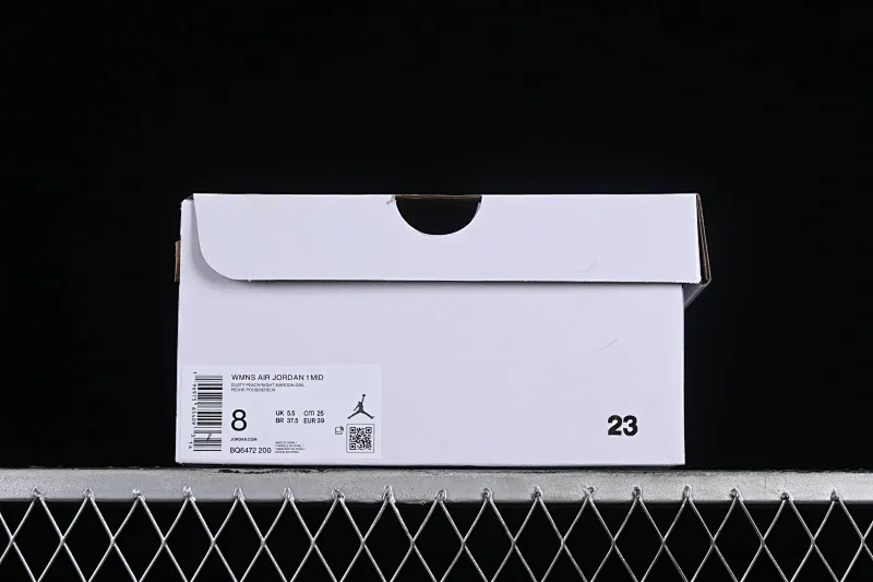 All Categories Air Jordan Jordan Series Basketball Shoes Air Jordan 1 Mid Air Jordan 1 Mid AJ1 Joe 1 Caramel Brown Chinese Cultural Leisure Sneakers BQ6472-200